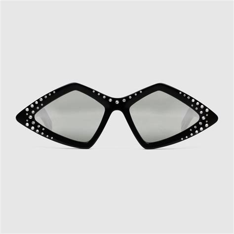 gucci eyewear diamond frame sunglasses